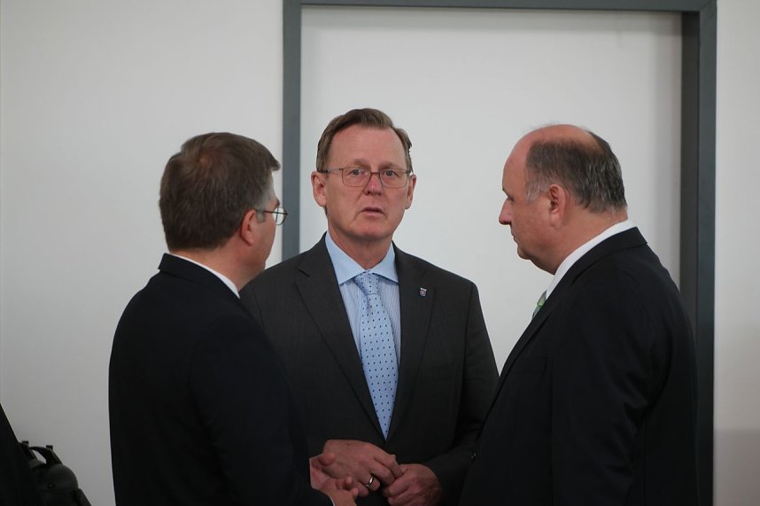 Azubis begr&uuml;&szlig;t