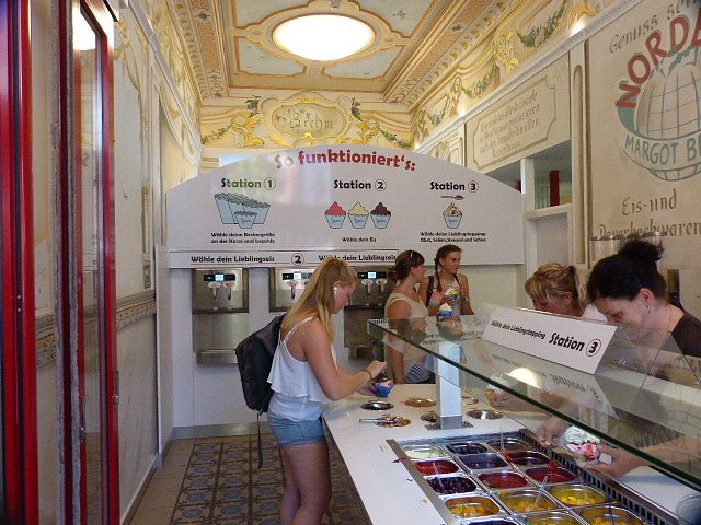 Sechs Neue in der Bahnhostra&szlig;e