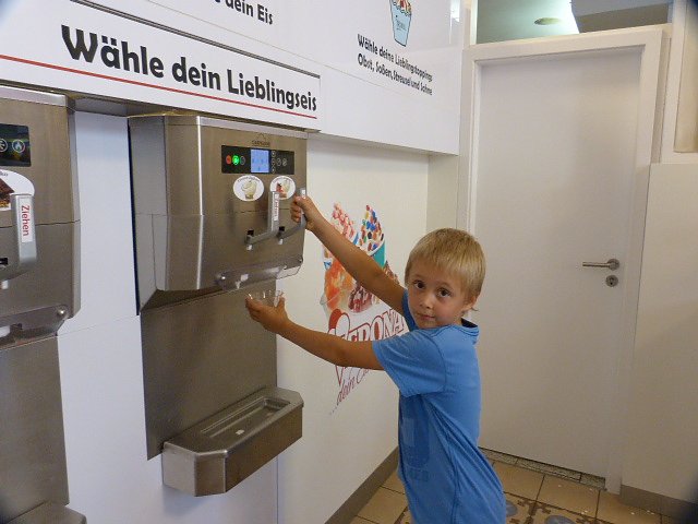 Sechs Neue in der Bahnhostra&szlig;e