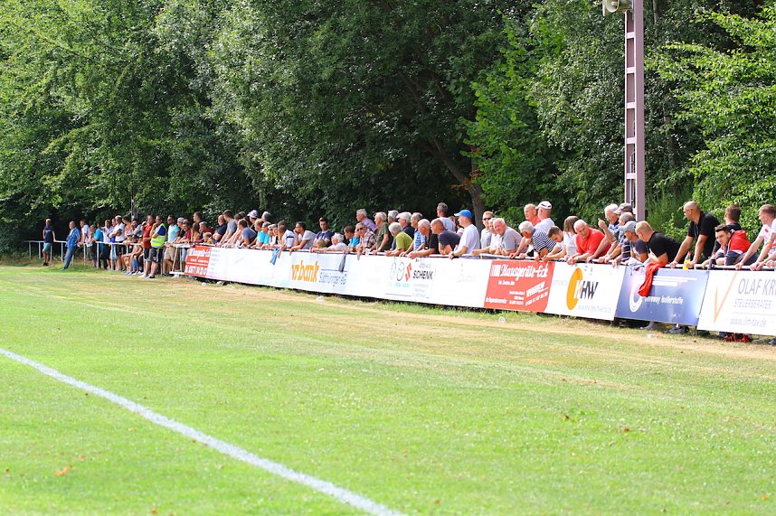 Wacker siegt 5:0 gegen Geratal