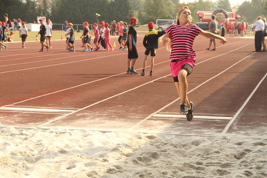 Grundschulsporttag auf dem Hohekreuz-Sportplatz