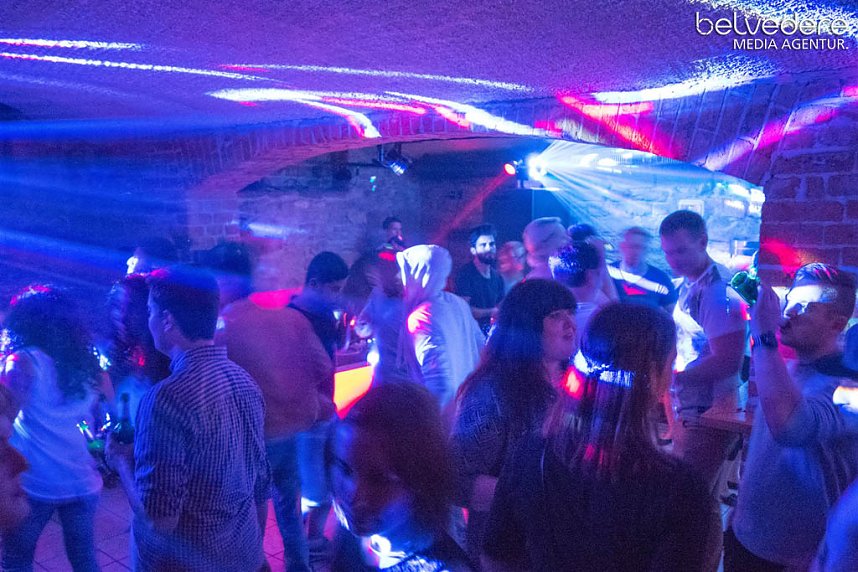 Party im Jugendclubhaus in Nordhausen - der Samstag
