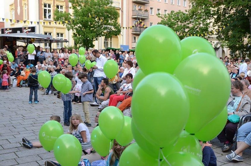 Im Festjahr zu 115 Jahren genossenschaftlichem Wohnen in und um Nordhausen f&auml;llt die Bilanz von Vorstand und Aufsichtsrat der Wohnungsbaugenossenschaft S&uuml;dharz nach elf Nachbarschaftsfesten und zahlreichen Veranstaltungen &uuml;beraus positiv aus