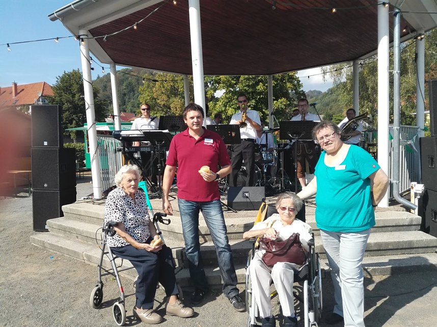 Die Bewohner des Sonnenhofs auf dem Ilfelder Herbstmarkt