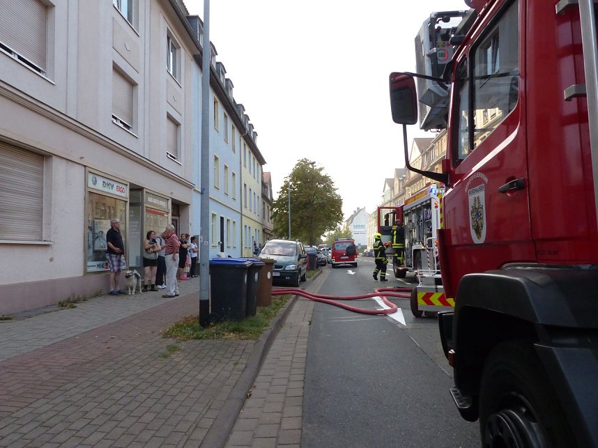 Wohnungsbrand mit vier Verletzten