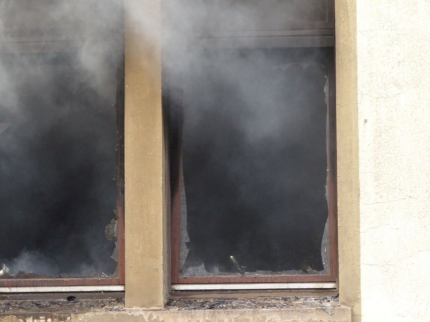 Wohnungsbrand mit vier Verletzten