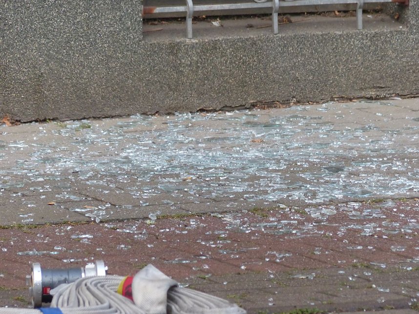 Wohnungsbrand mit vier Verletzten