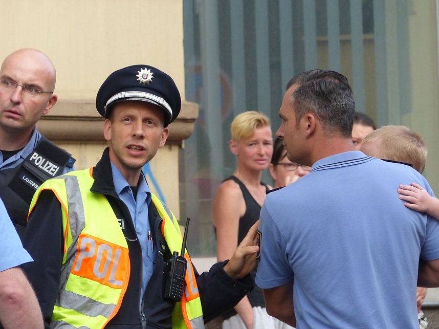 Wohnungsbrand mit vier Verletzten