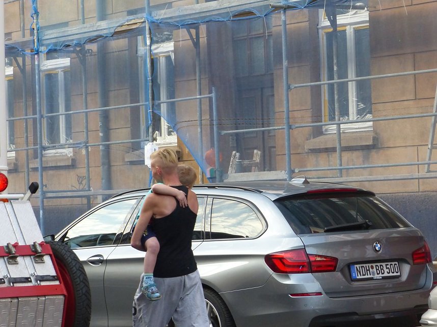 Wohnungsbrand mit vier Verletzten