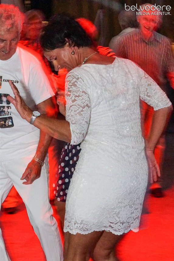 Tanztee im Jugendclubhaus