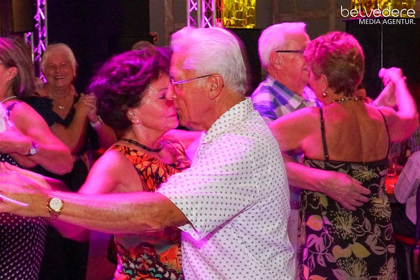 Tanztee im Jugendclubhaus