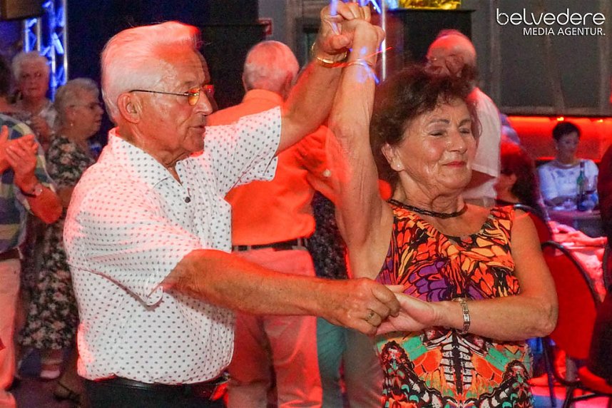 Tanztee im Jugendclubhaus