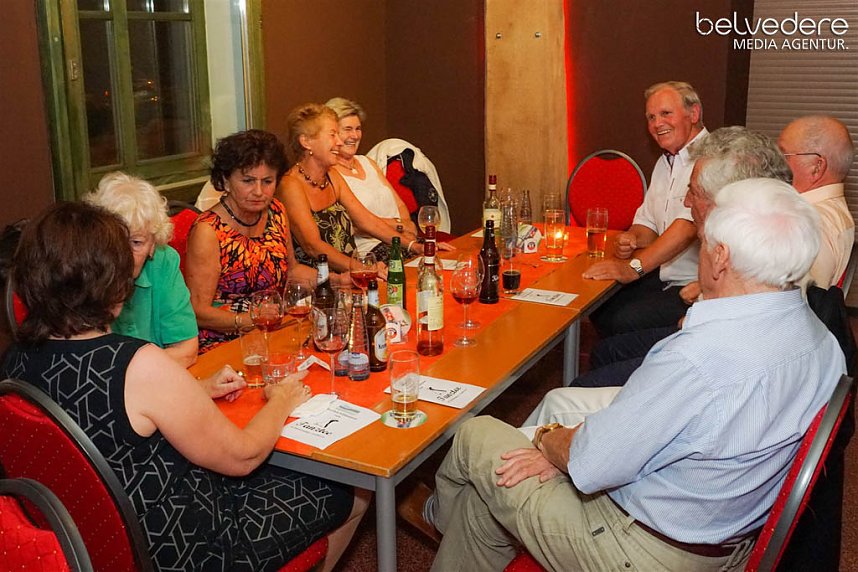Tanztee im Jugendclubhaus
