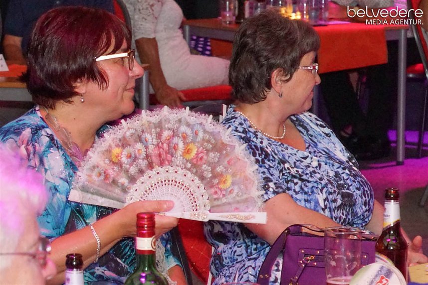 Tanztee im Jugendclubhaus