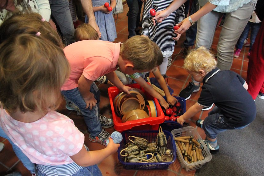Ton in Ton - aus Farbe wurde zum Kunstfest heute Musik