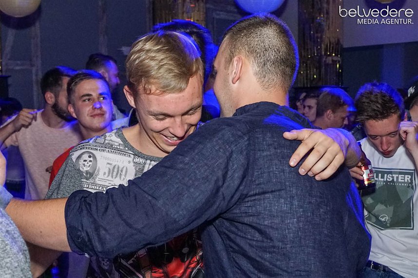 Party im Jugendclubhaus in Nordhausen - der Samstag