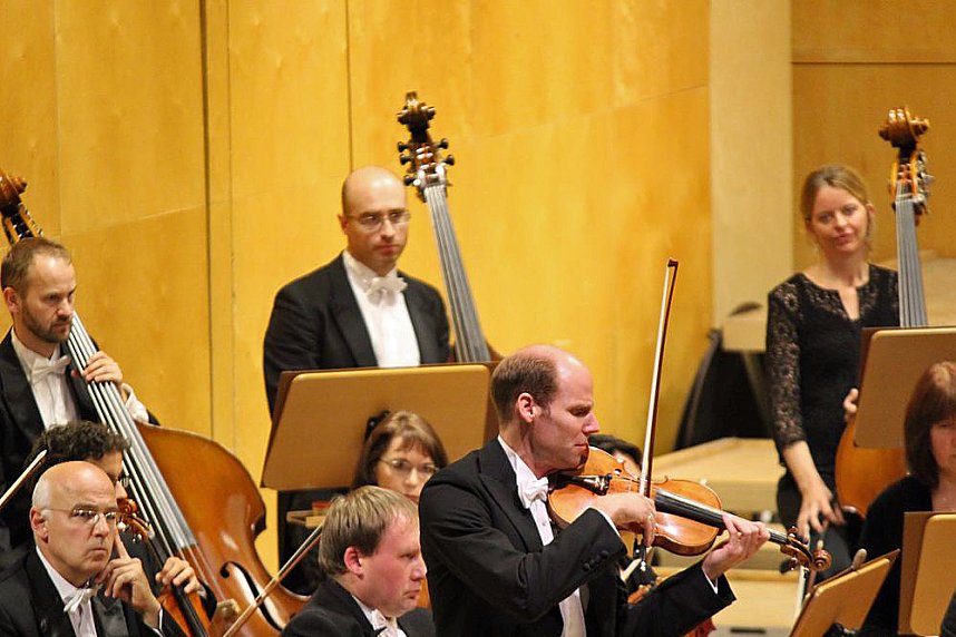 &Uuml;berw&auml;ltigender Einstieg in die Konzertsaison