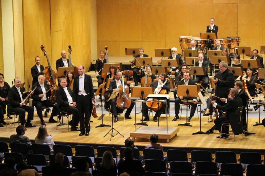 &Uuml;berw&auml;ltigender Einstieg in die Konzertsaison