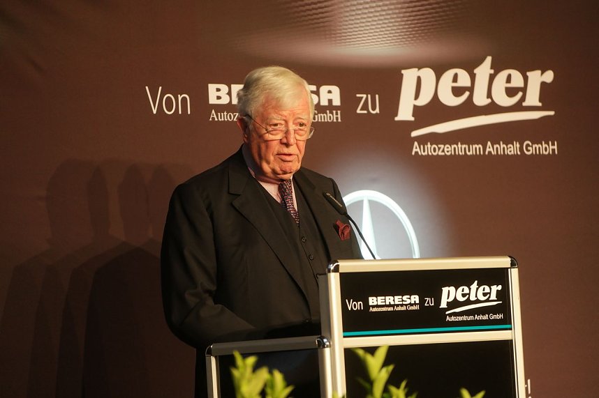 Feierliche Firmen&uuml;bergabe