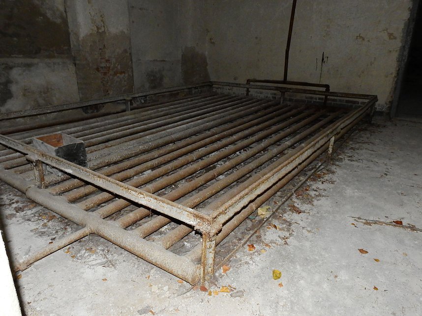 Unwirkliche Orte: Munitionsfabrik Kapen