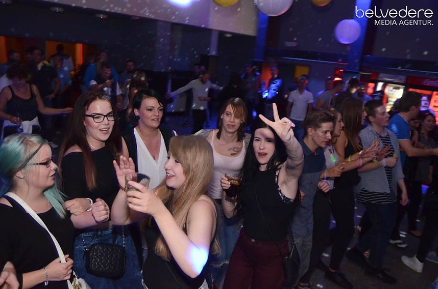 Party im Jugendclubhaus in Nordhausen - der Samstag