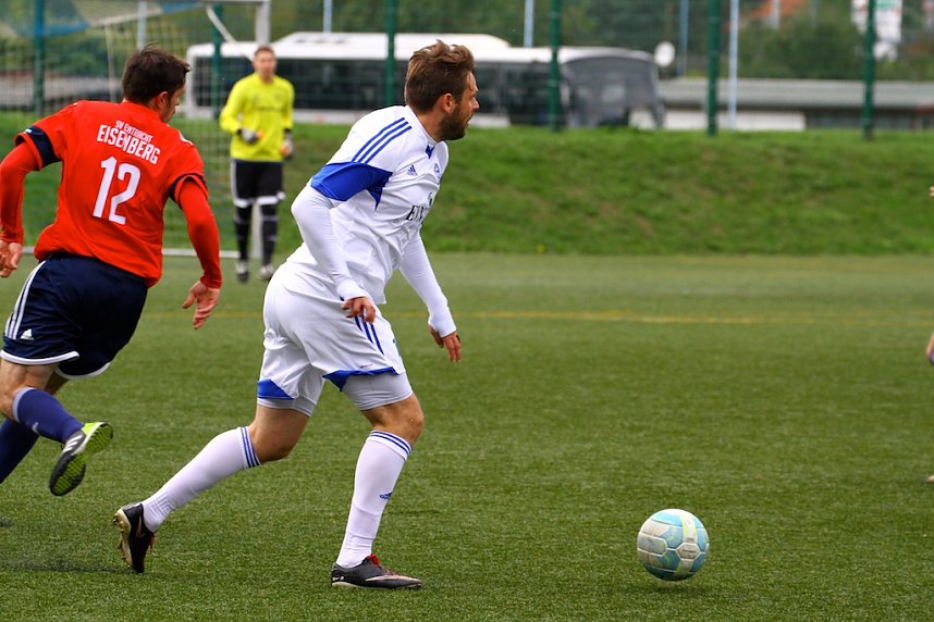 Wackers Zweite siegt klar gegen Eisenberg