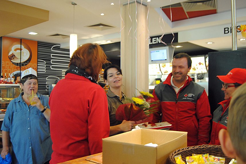 DRK Sanit&auml;tsgruppe zu Gast im Mc Donalds Restaurant Nordhausen