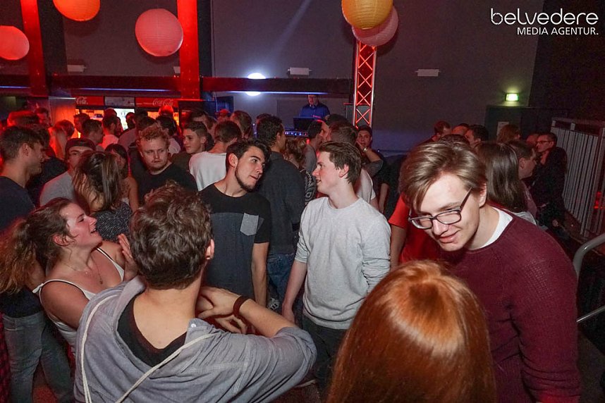 Party im Jugendclubhaus in Nordhausen - der Samstag