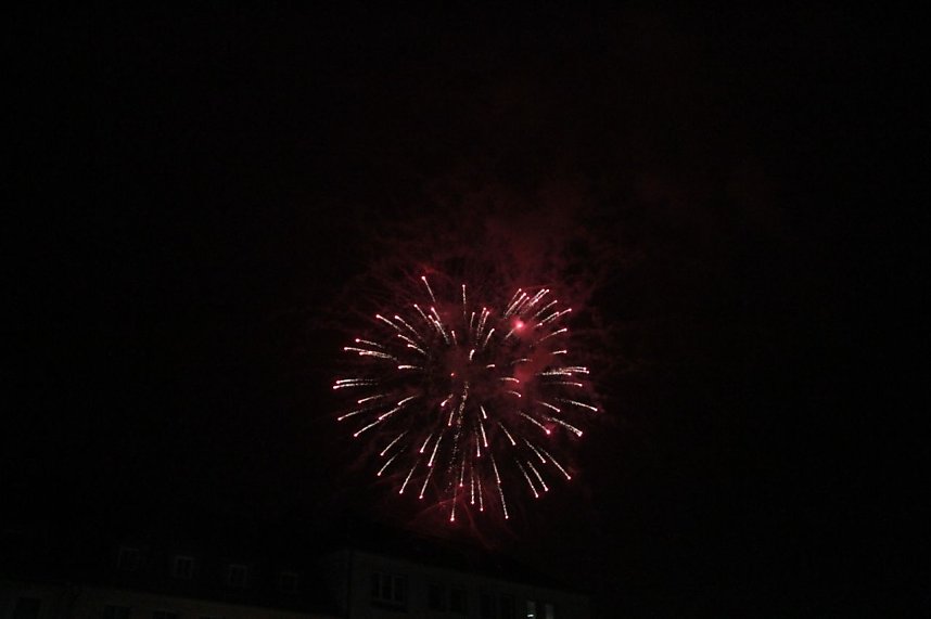 Martini 2016 - Brezeln, Feuerwerk und Schattenspiel