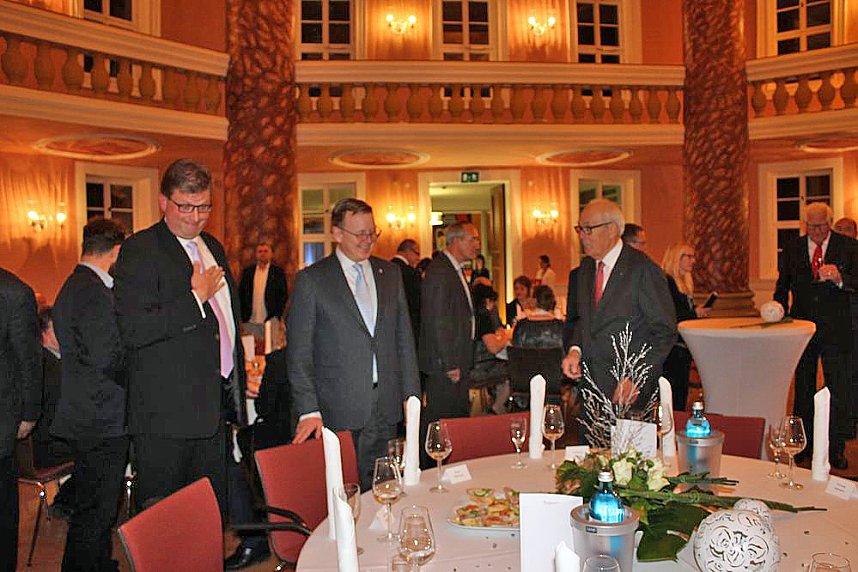 WAGO-Stiftung w&uuml;rdigt hervorragende Pr&uuml;fungsergebnisse