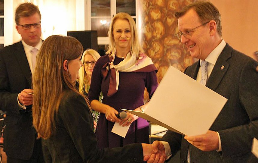 WAGO-Stiftung w&uuml;rdigt hervorragende Pr&uuml;fungsergebnisse