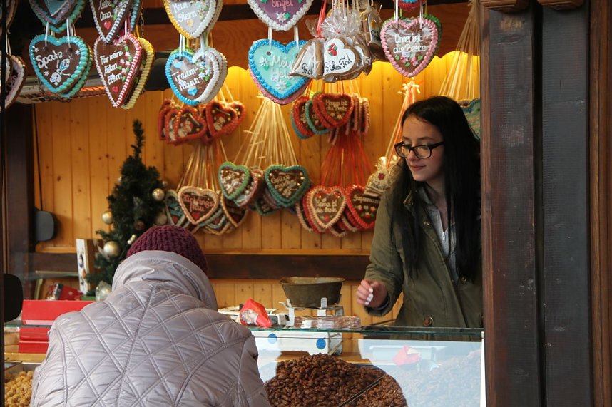 Weihnachtsmarkt am Nordh&auml;user Theater er&ouml;ffnet