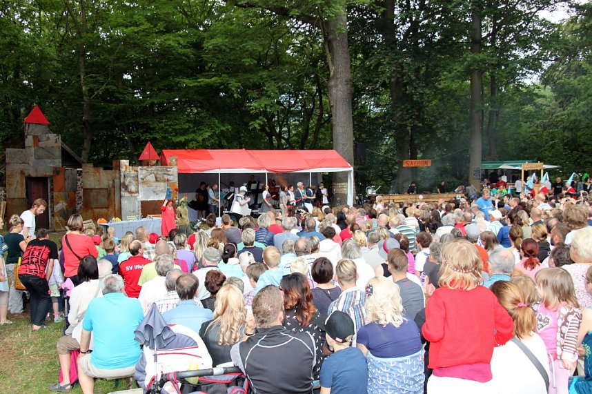 "Ein Zelt f&uuml;r Nordhausen" und "Ritter Rost feiert Geburtstag" wurden f&uuml;r den "Kulturriesen" ausgezeichnet