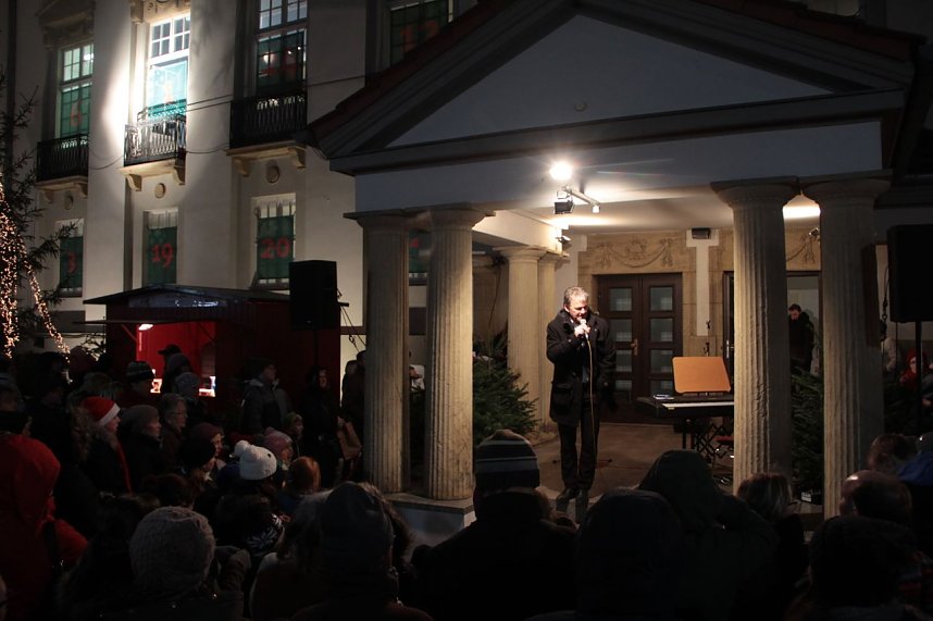 Das erste T&uuml;rchen ist ge&ouml;ffnet