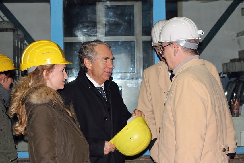 Ministerpr&auml;sident bekam Schl&auml;ge