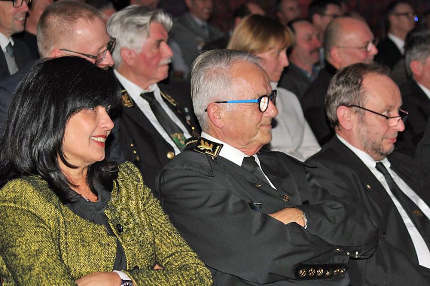 Ministerpr&auml;sident bekam Schl&auml;ge