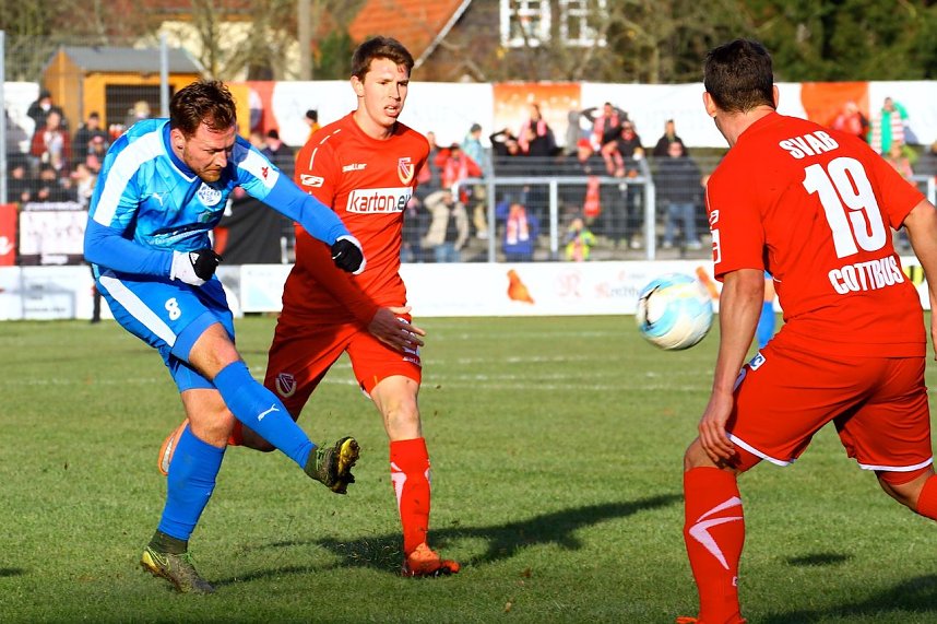 Wacker Nordhausen und Energie Cottbus trennen sich torlos.