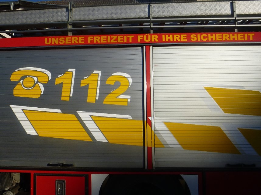 Jugendfeuerwehrleute bei der Ausbildung