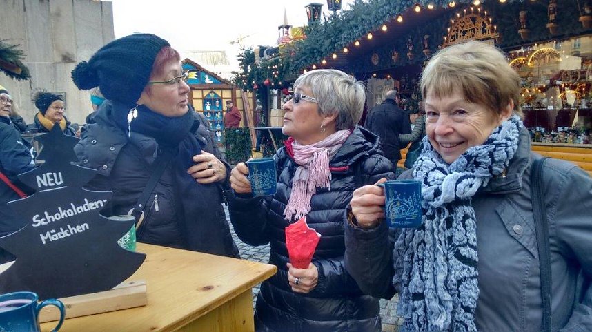 Brummkreisel-Frauen in Dresden