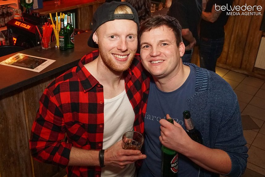 Party im Jugendclubhaus in Nordhausen - der Samstag