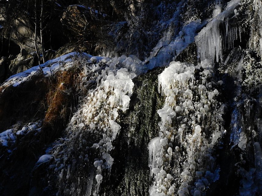 K&ouml;nigsh&uuml;tter Wasserfall zu Eis erstarrt