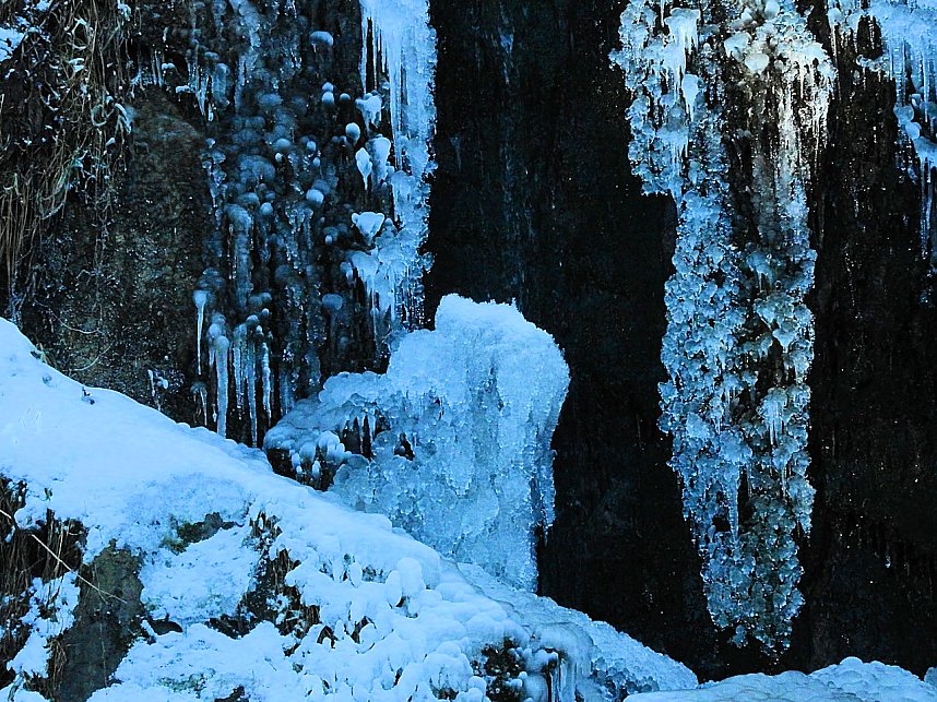 K&ouml;nigsh&uuml;tter Wasserfall zu Eis erstarrt