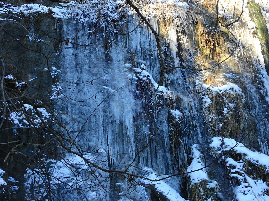 K&ouml;nigsh&uuml;tter Wasserfall zu Eis erstarrt