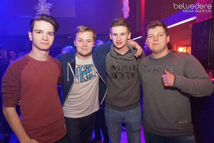 Party im Jugendclubhaus in Nordhausen - der Samstag