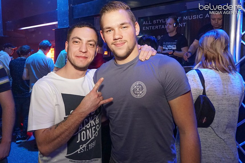 Party im Jugendclubhaus in Nordhausen - der Samstag