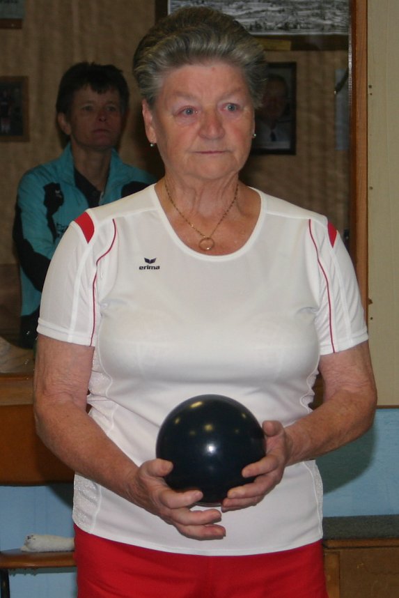 Toni Herrmann, Kegeln TSG Salza: Vizelandesmeisterin bei den Seniorinnen, konnte Startrecht zur Deutschen Meisterschaft wegen Verletzung leider nicht wahrnehmen
