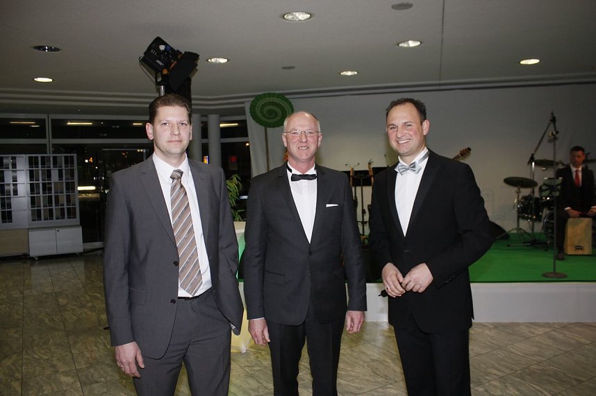 &Auml;rzte- und Apothekerball 2017