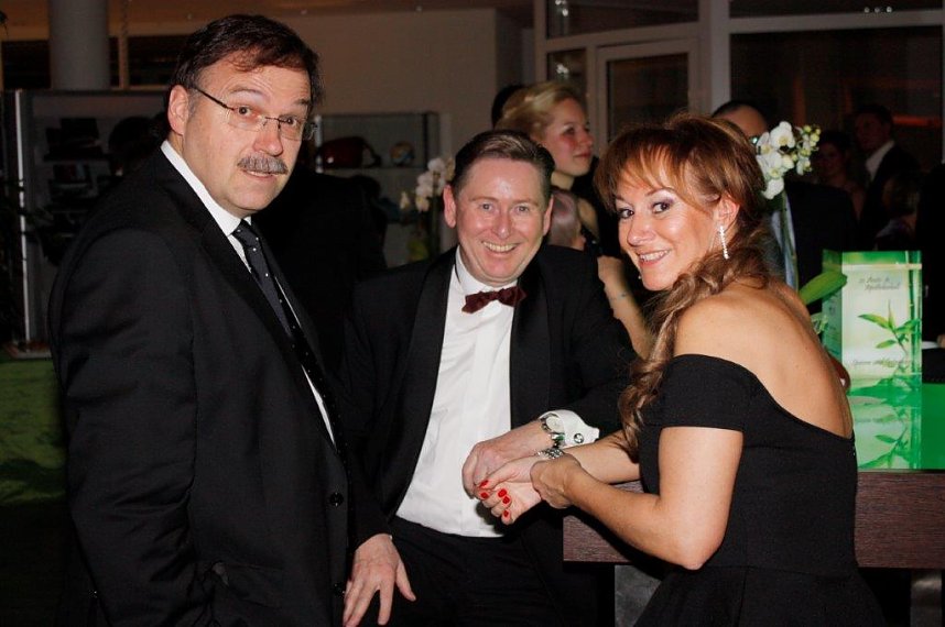 Gemeinsam feiern - gemeinsam genie&szlig;en