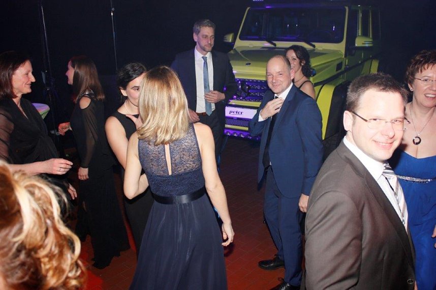 Gemeinsam feiern - gemeinsam genie&szlig;en