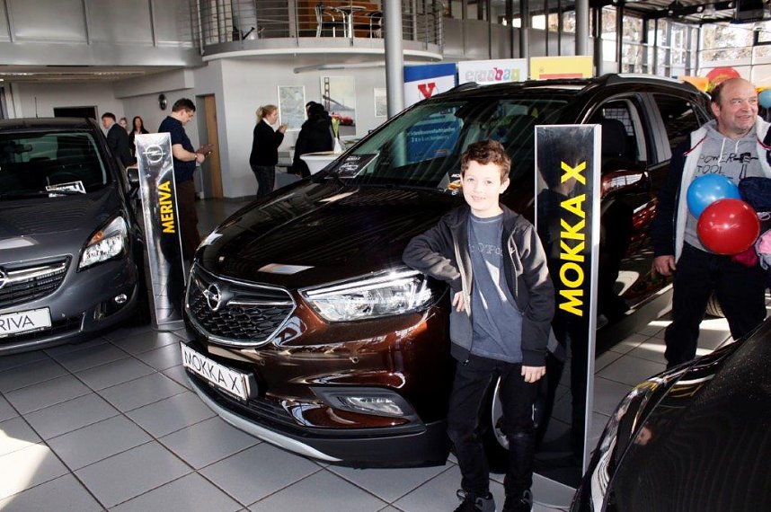 Staudenmayers Schulranzentag im Autohaus Peter